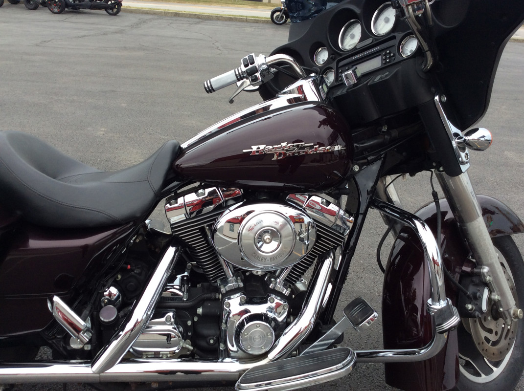 Street Glide®