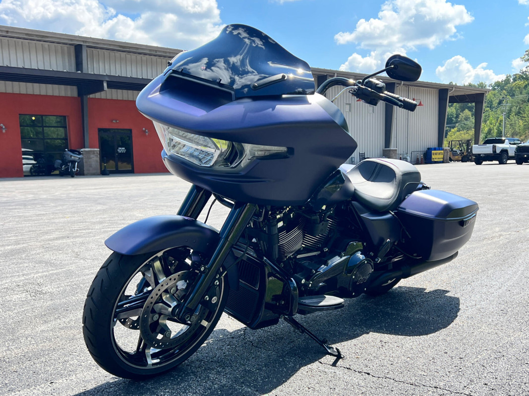 Road Glide®