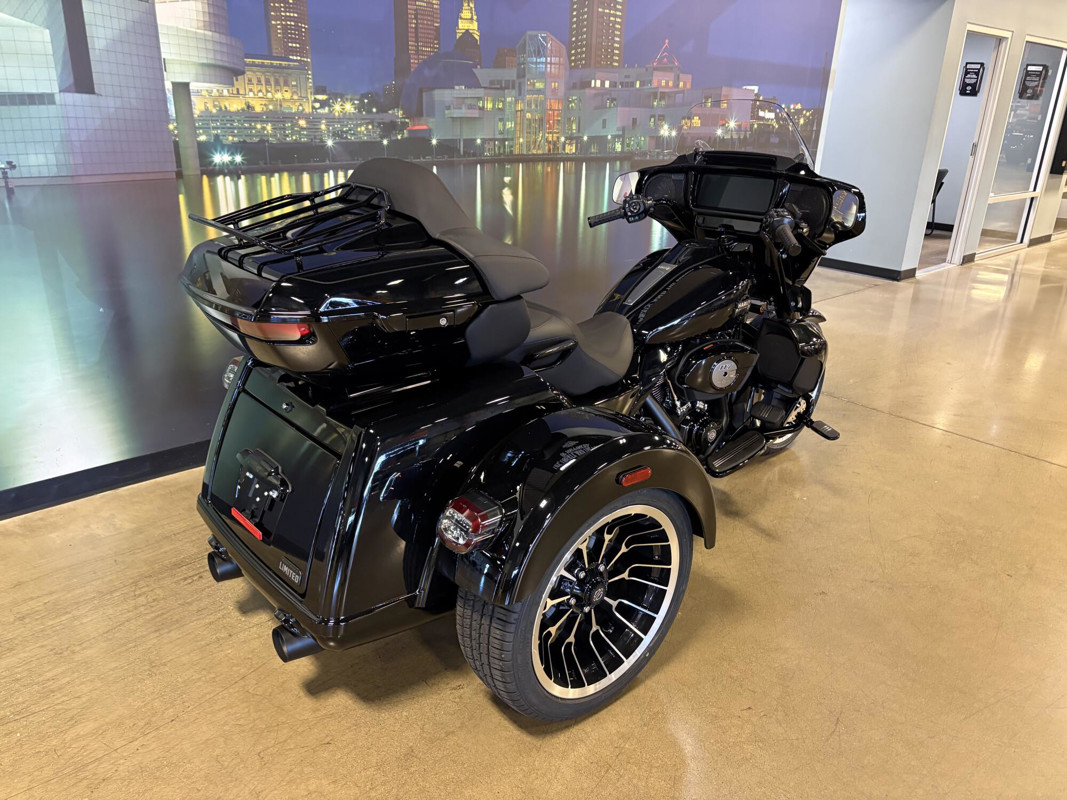 Street Glide® 3 Limited