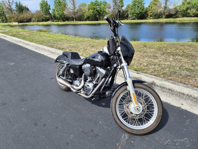 Dyna® Super Glide® Custom