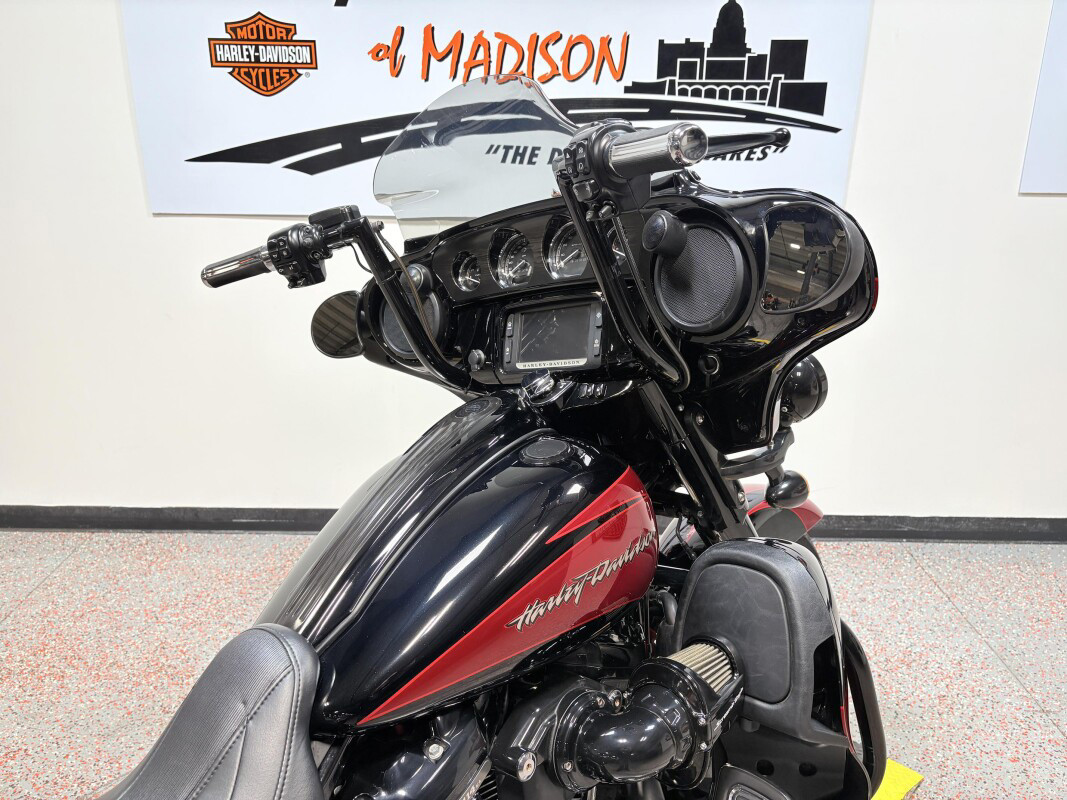 CVO® Street Glide®