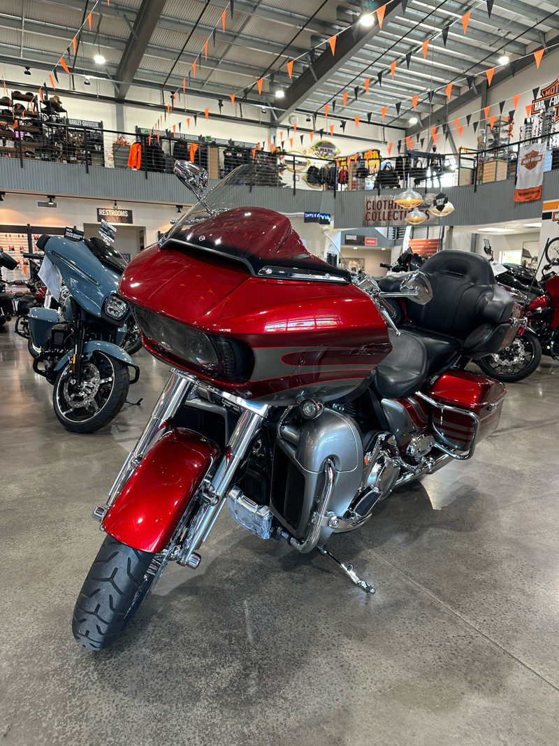 CVO® Road Glide® Ultra