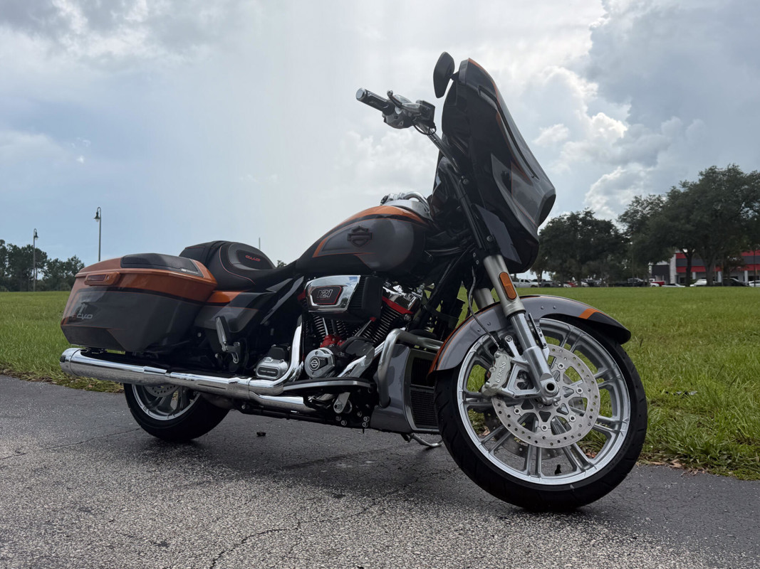 CVO® Street Glide®