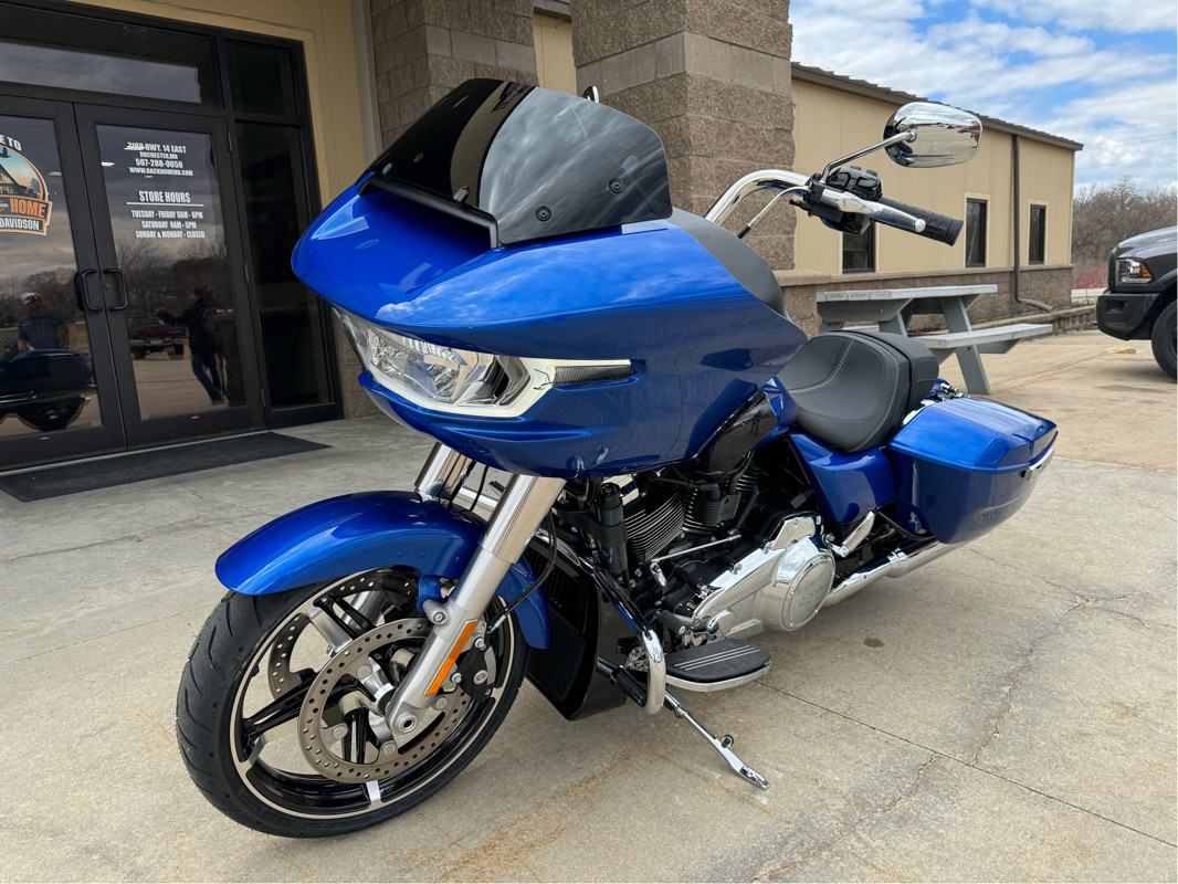 Road Glide®