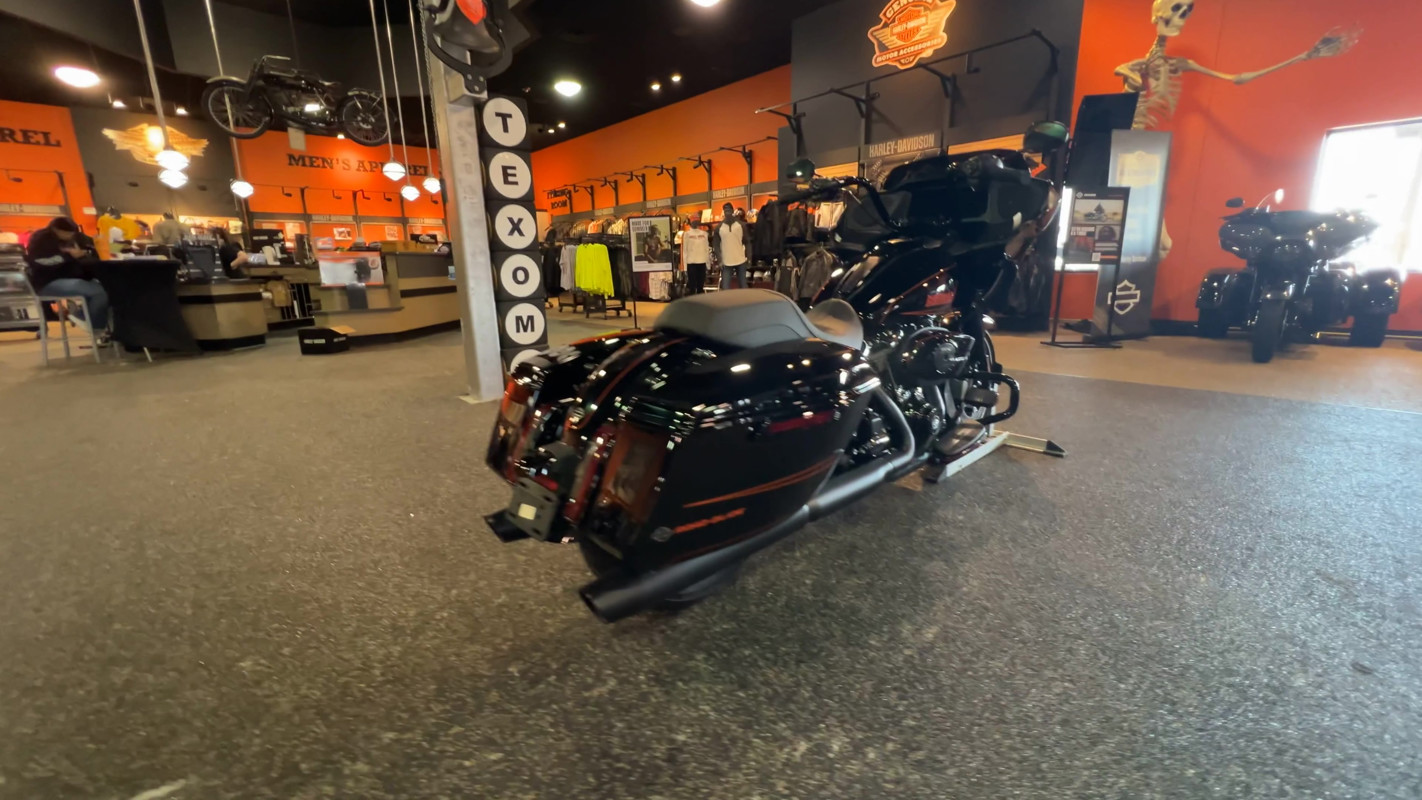 Road Glide®