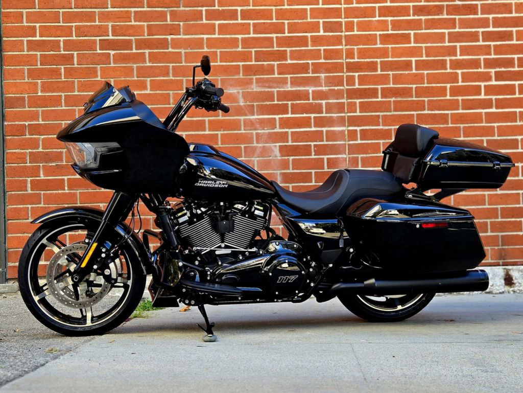 Road Glide®