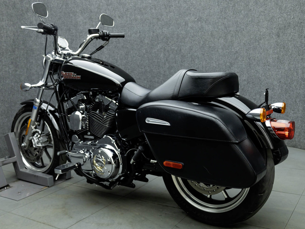 Sportster® SuperLow® 1200T