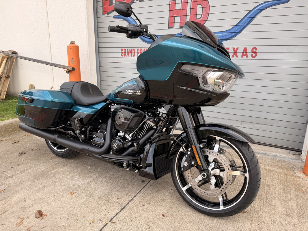Road Glide®