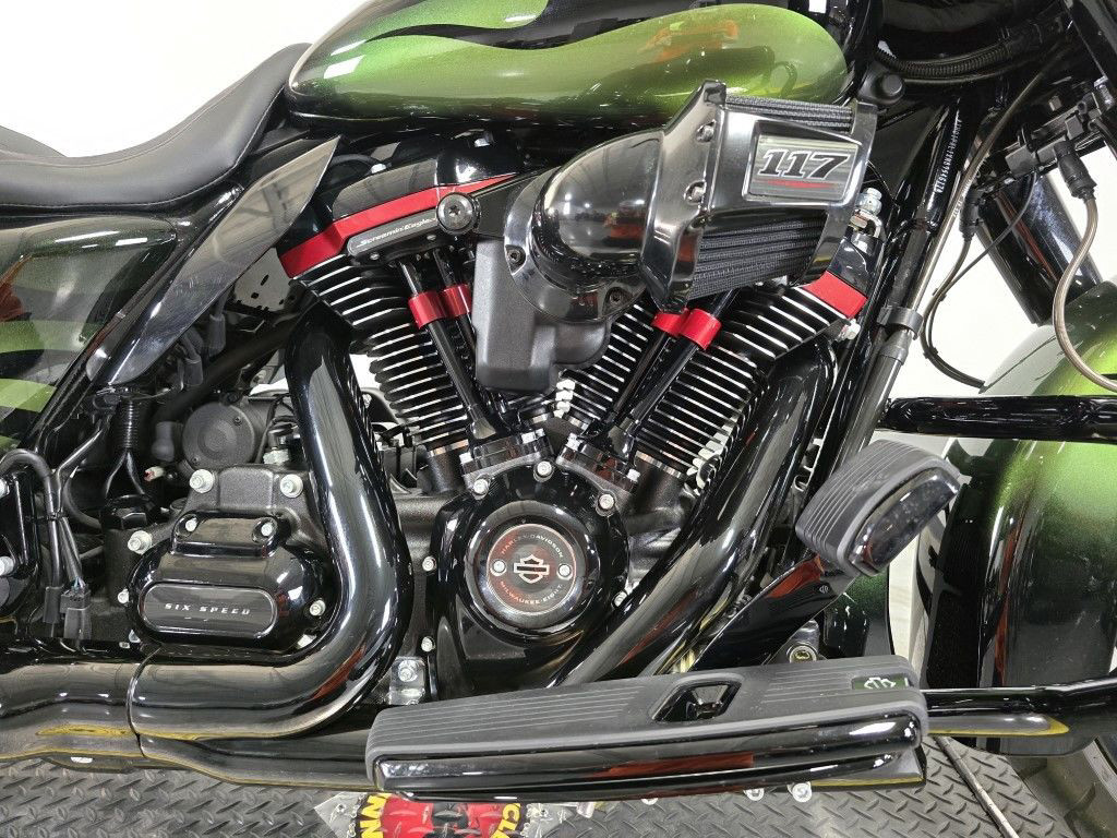 CVO® Street Glide®