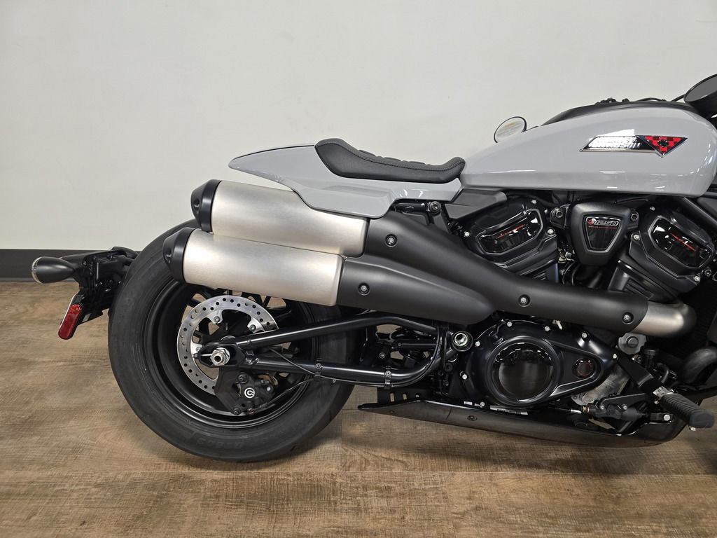 Sportster® S