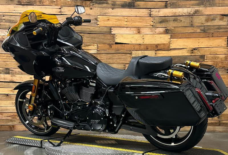 Road Glide®
