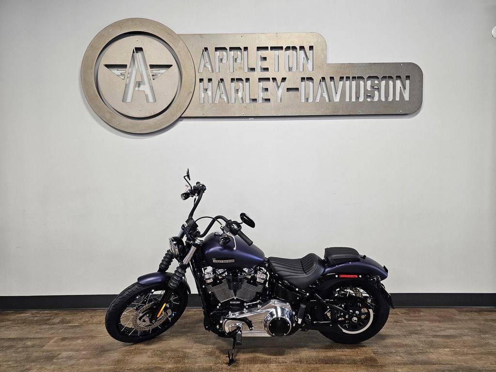 Street Bob®