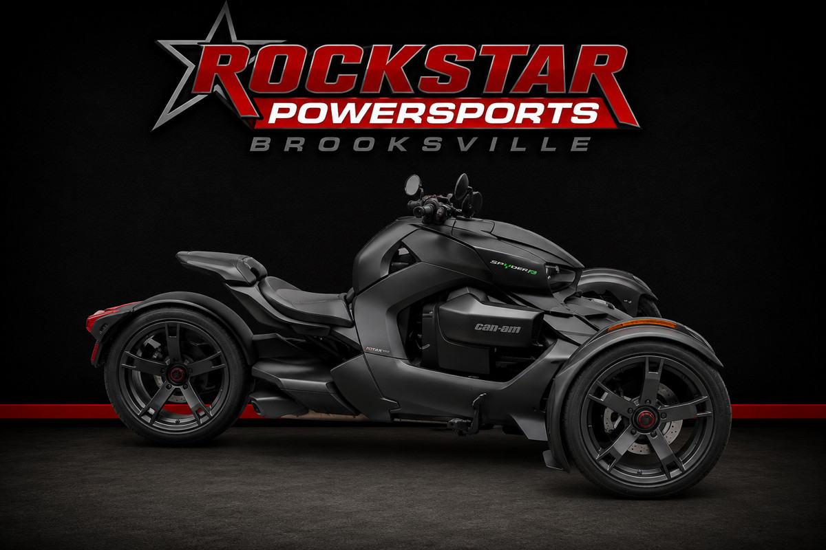 Ryker 900 ACE®	