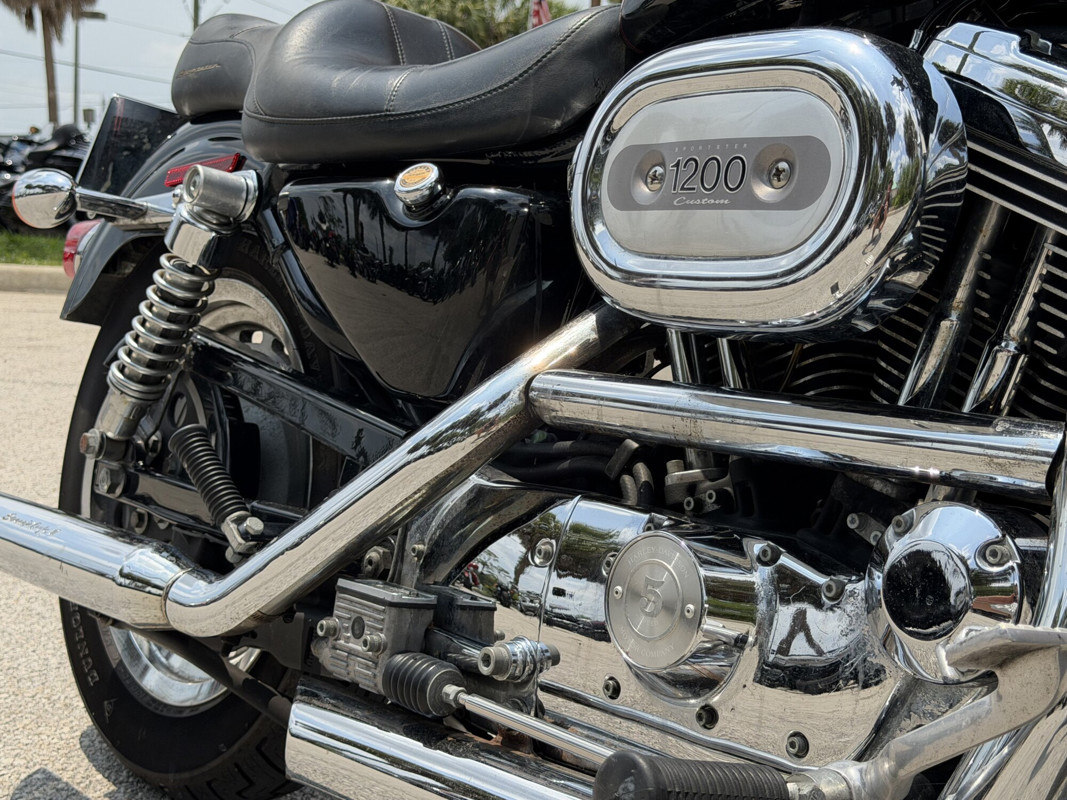 Sportster® 1200 Custom
