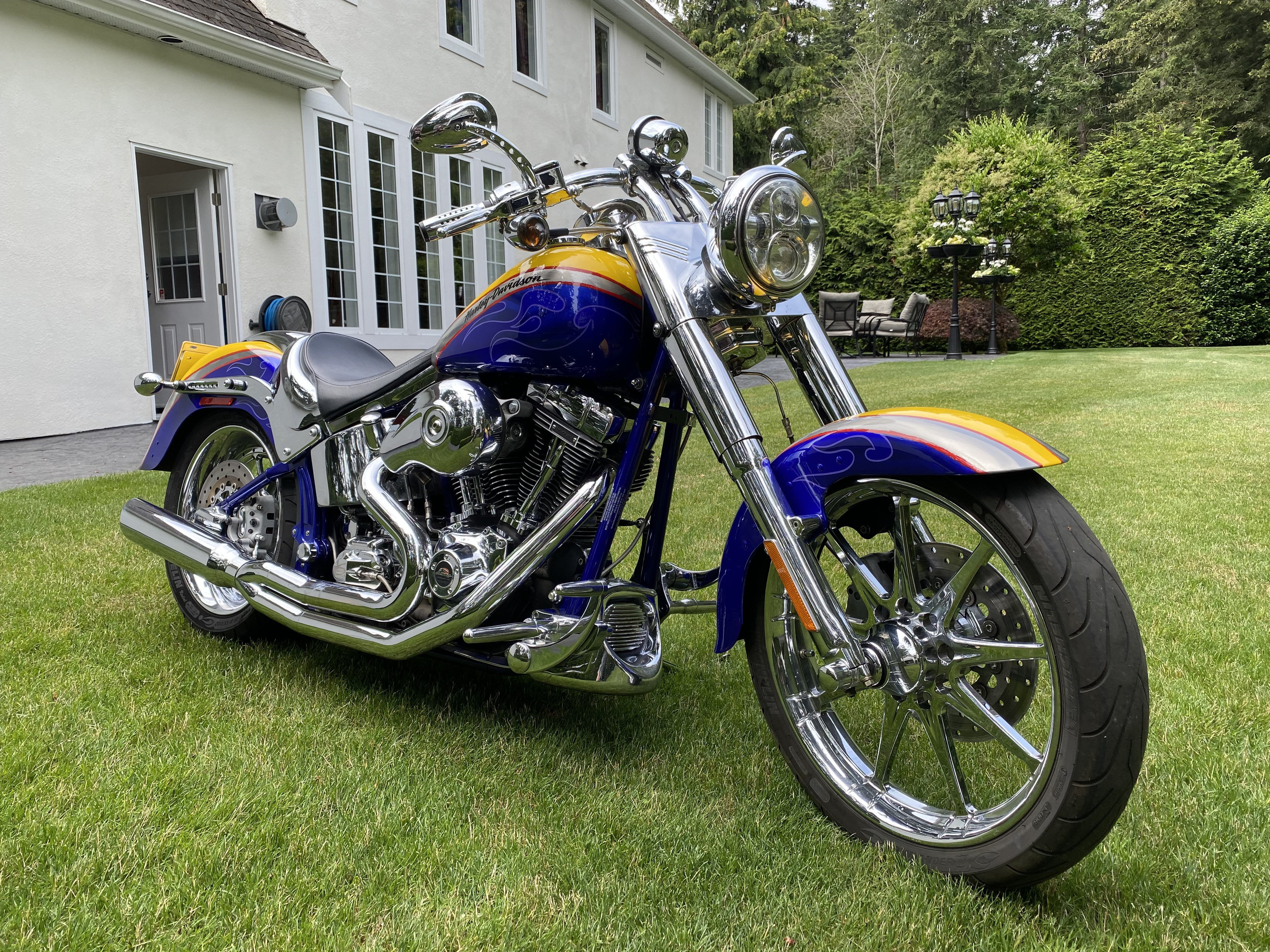 2006 Harley-Davidson® FLSTFSE2 Screamin' Eagle® Softail® Fat Boy