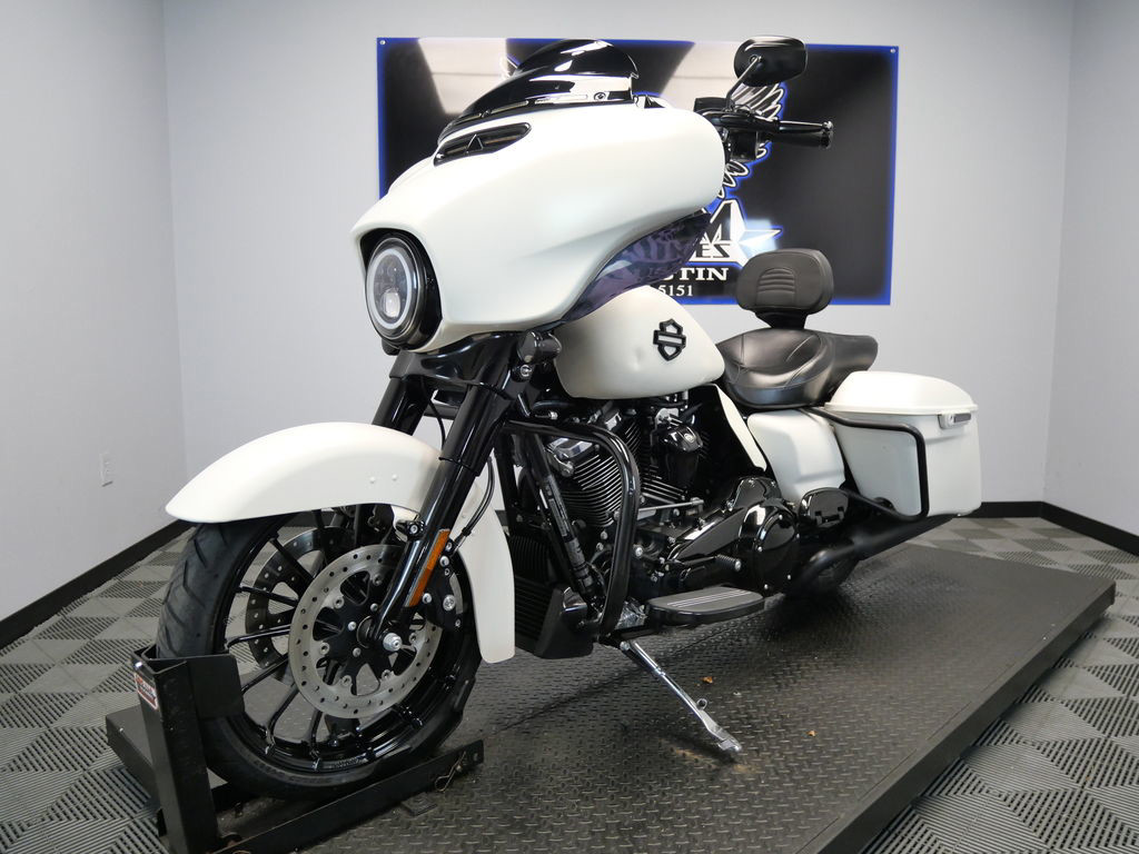 Street Glide® Special