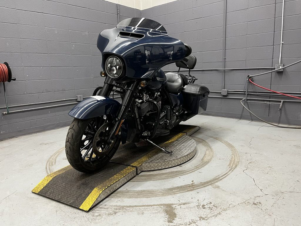 CVO® Street Glide®
