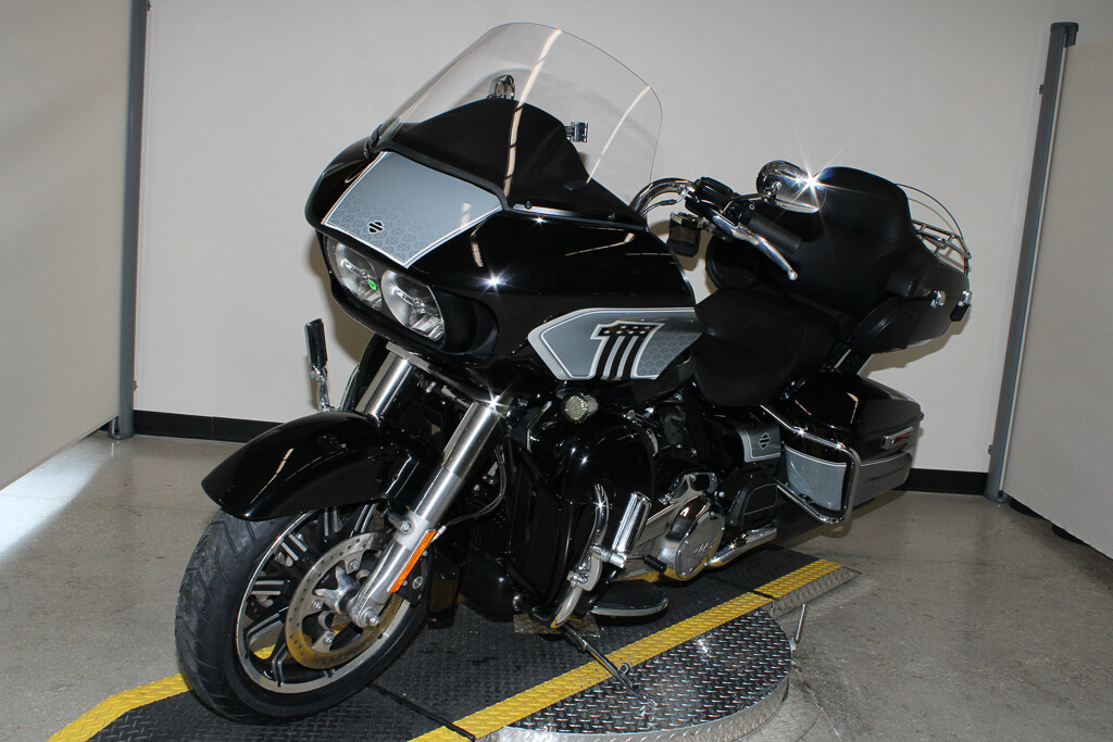 Road Glide® Ultra