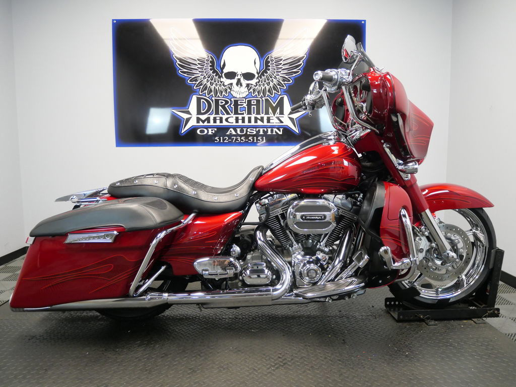CVO® Street Glide®