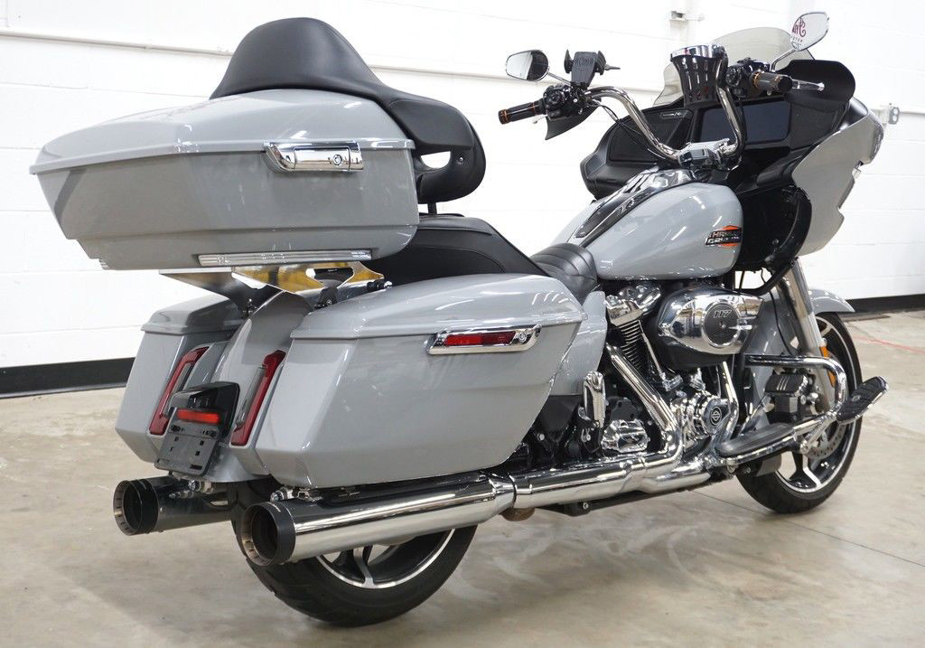 Road Glide®