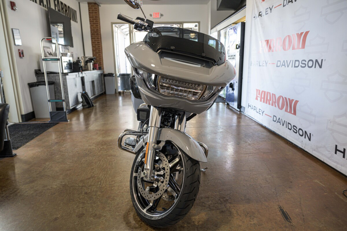 Road Glide®