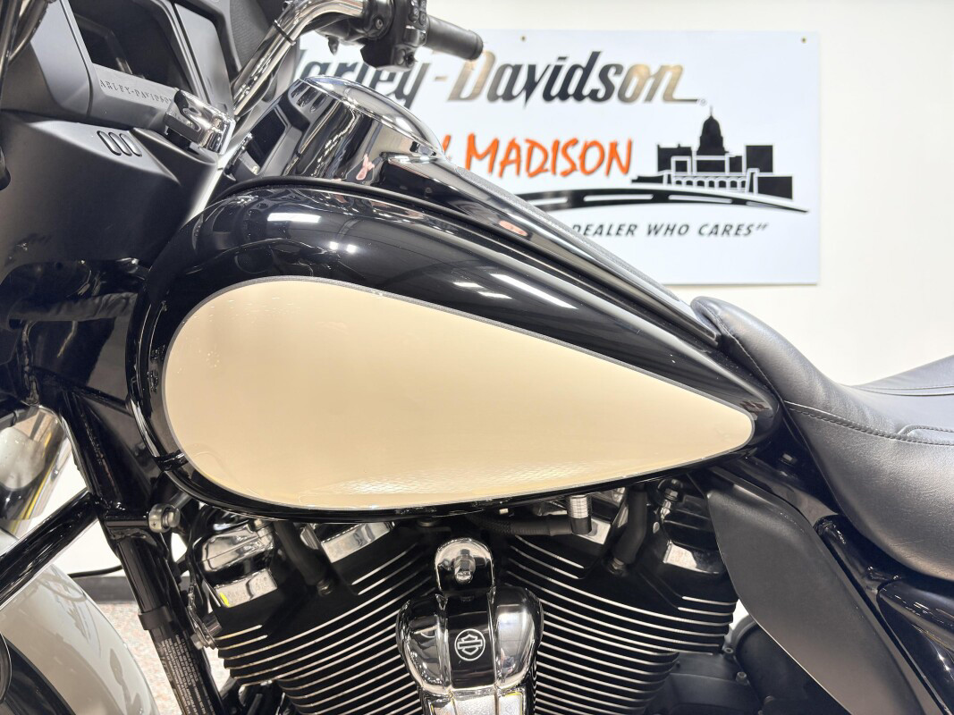 Electra Glide® Police