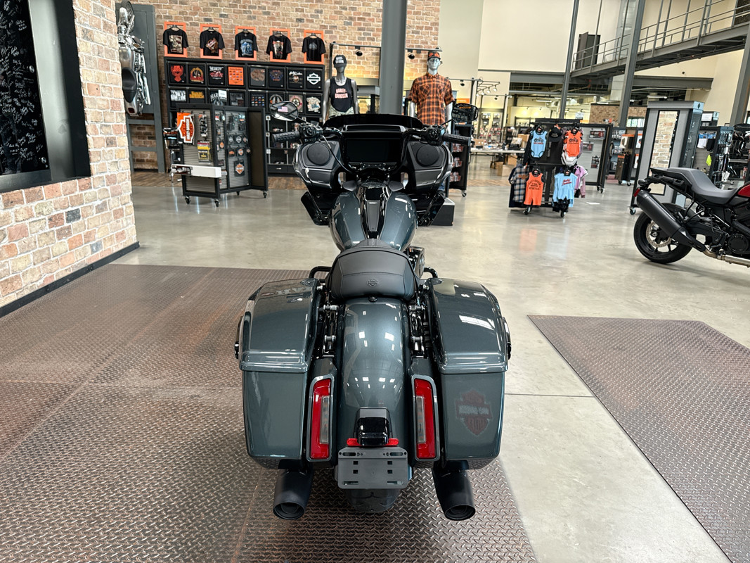 Road Glide®