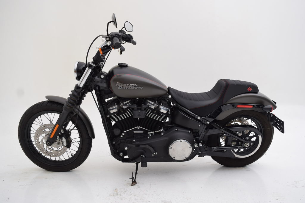 Softail® Street Bob®
