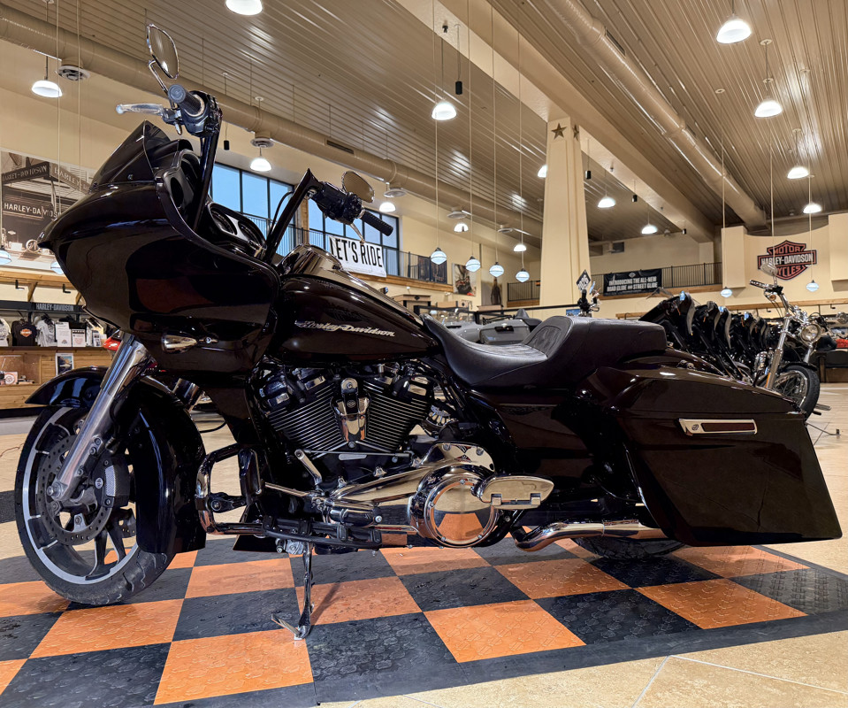 Road Glide®