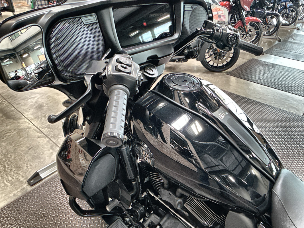 Street Glide® Ultra