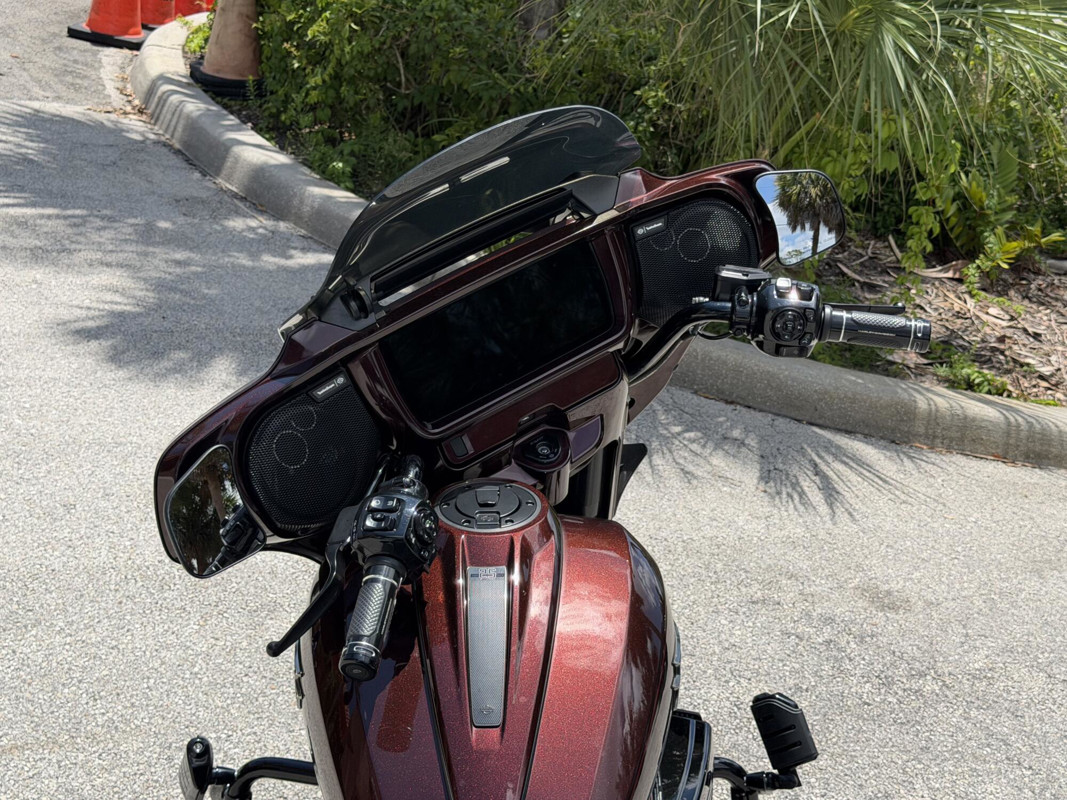 CVO® Street Glide®