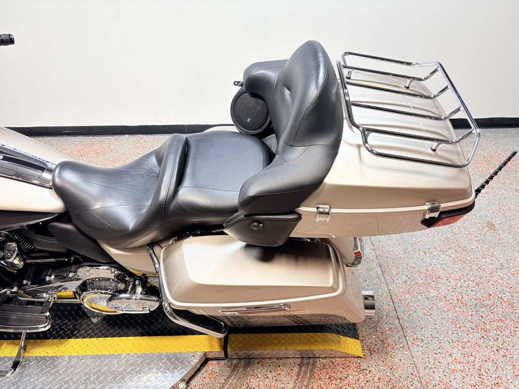 Road Glide® Ultra