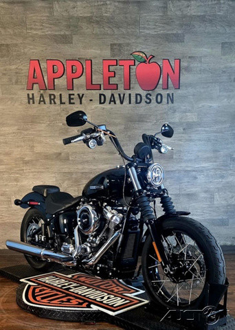 Street Bob®