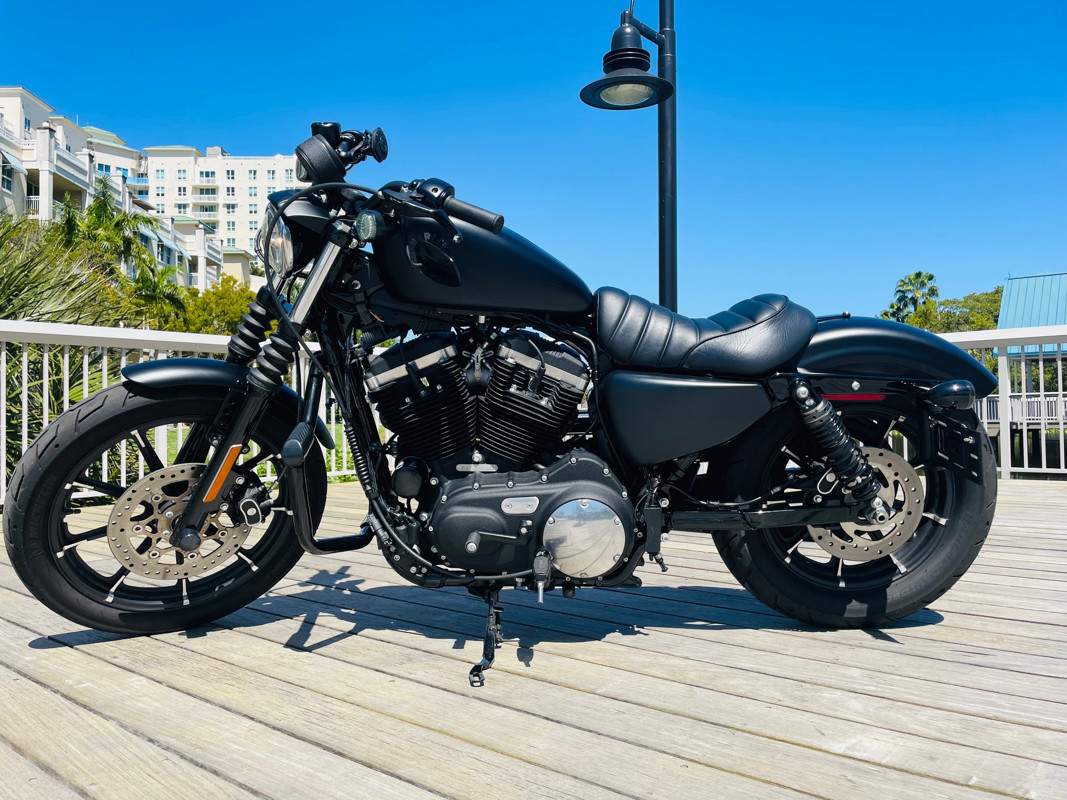 Iron 883®