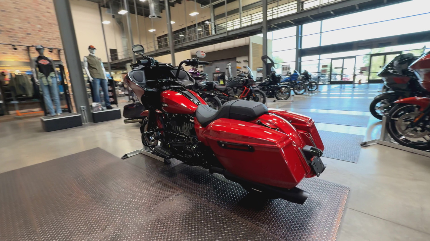 Road Glide®