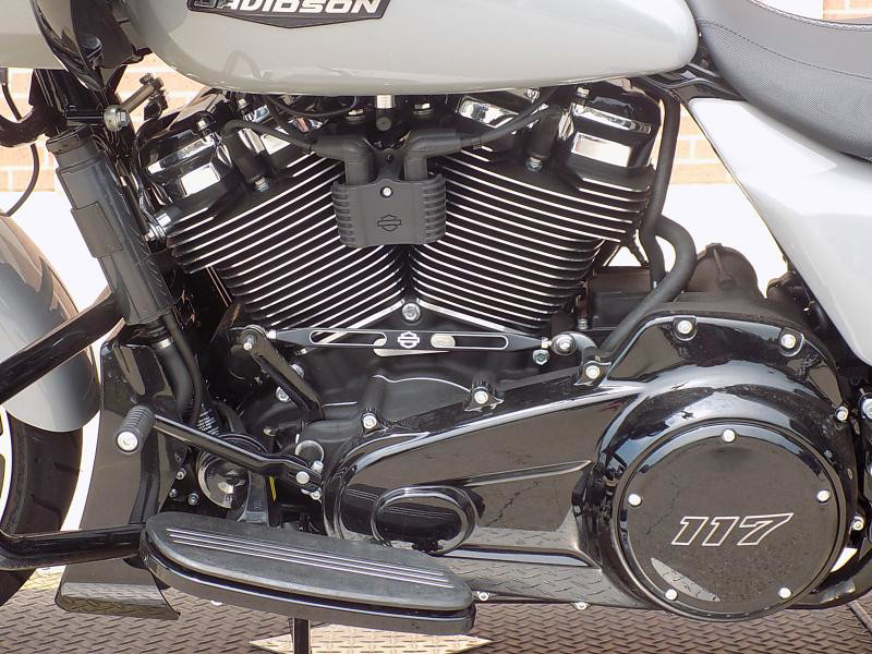 Road Glide®