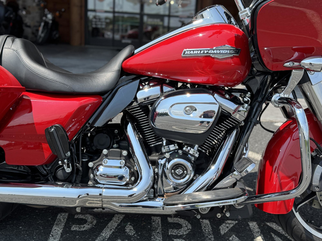 Road Glide®