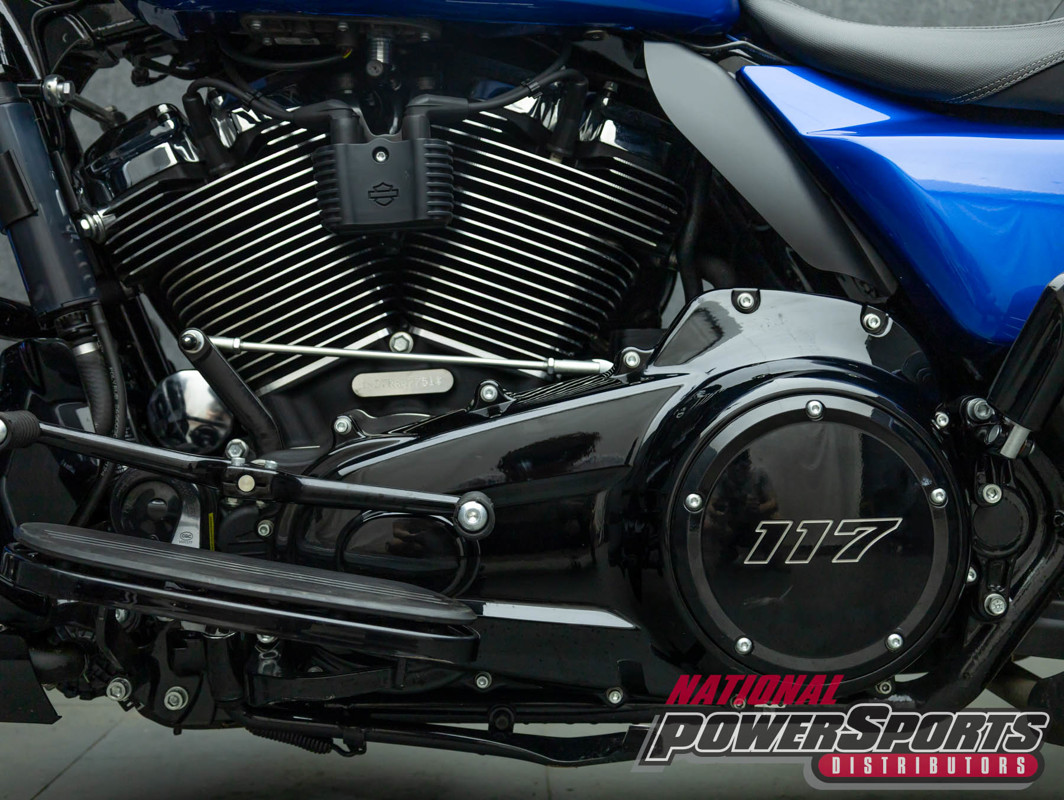 Street Glide®