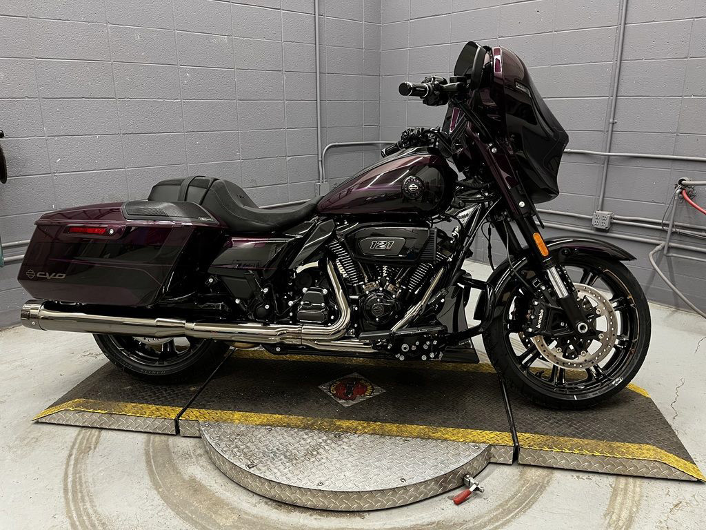CVO® Street Glide®