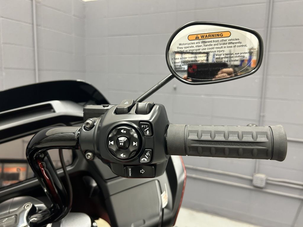 Road Glide®