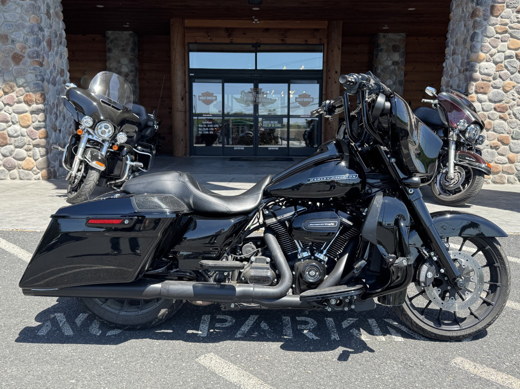 Street Glide® Special