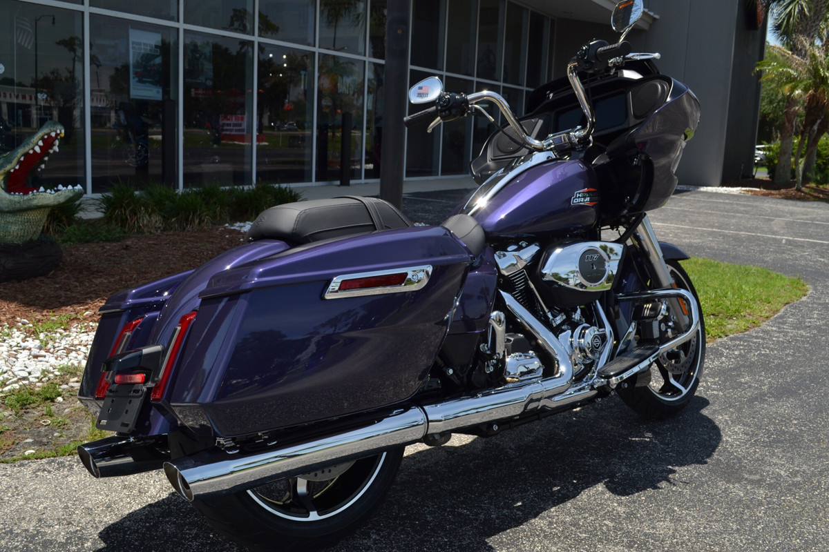 Road Glide®
