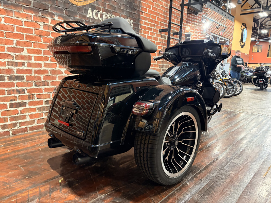 Street Glide® 3 Limited