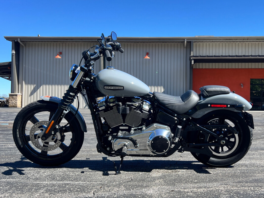 Street Bob®