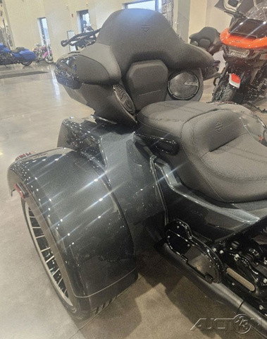 Street Glide® 3 Limited