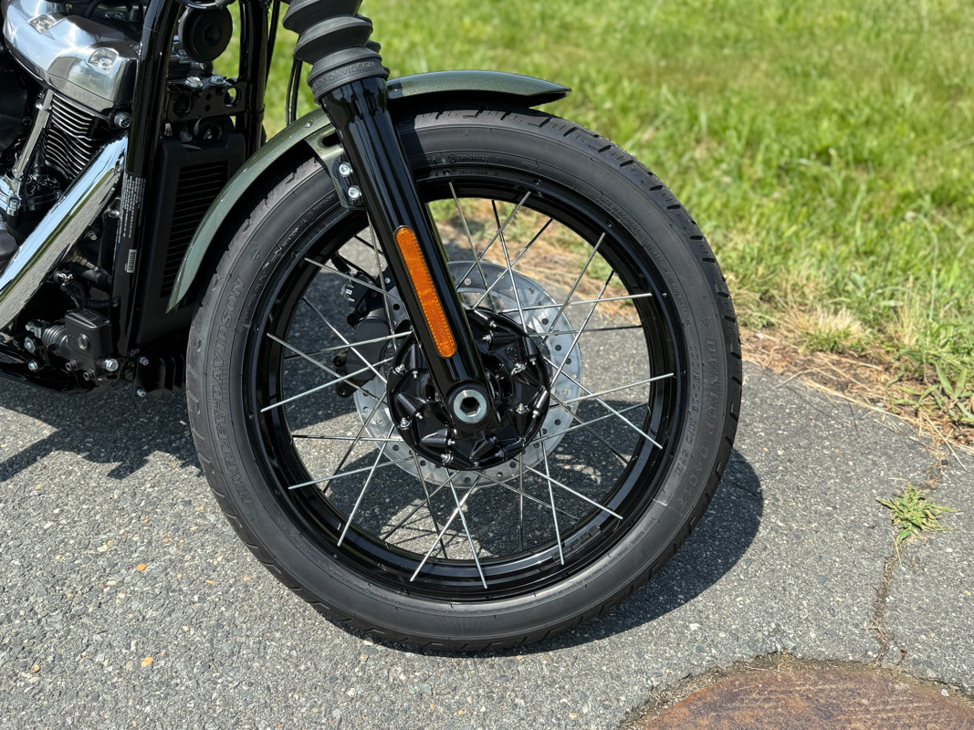 Street Bob®