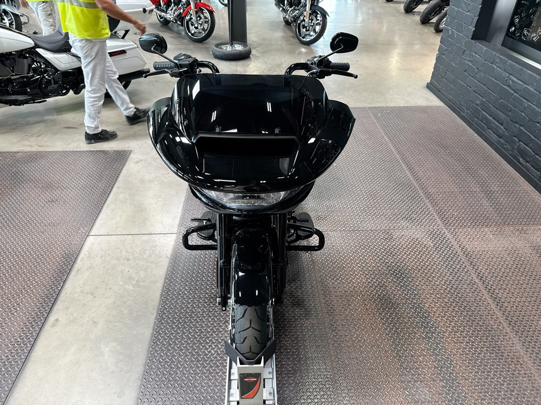 Road Glide®