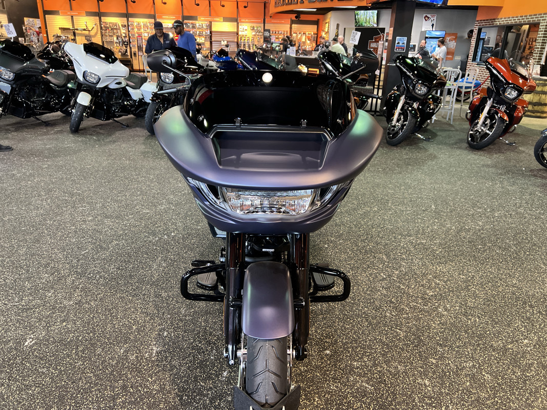 Road Glide®