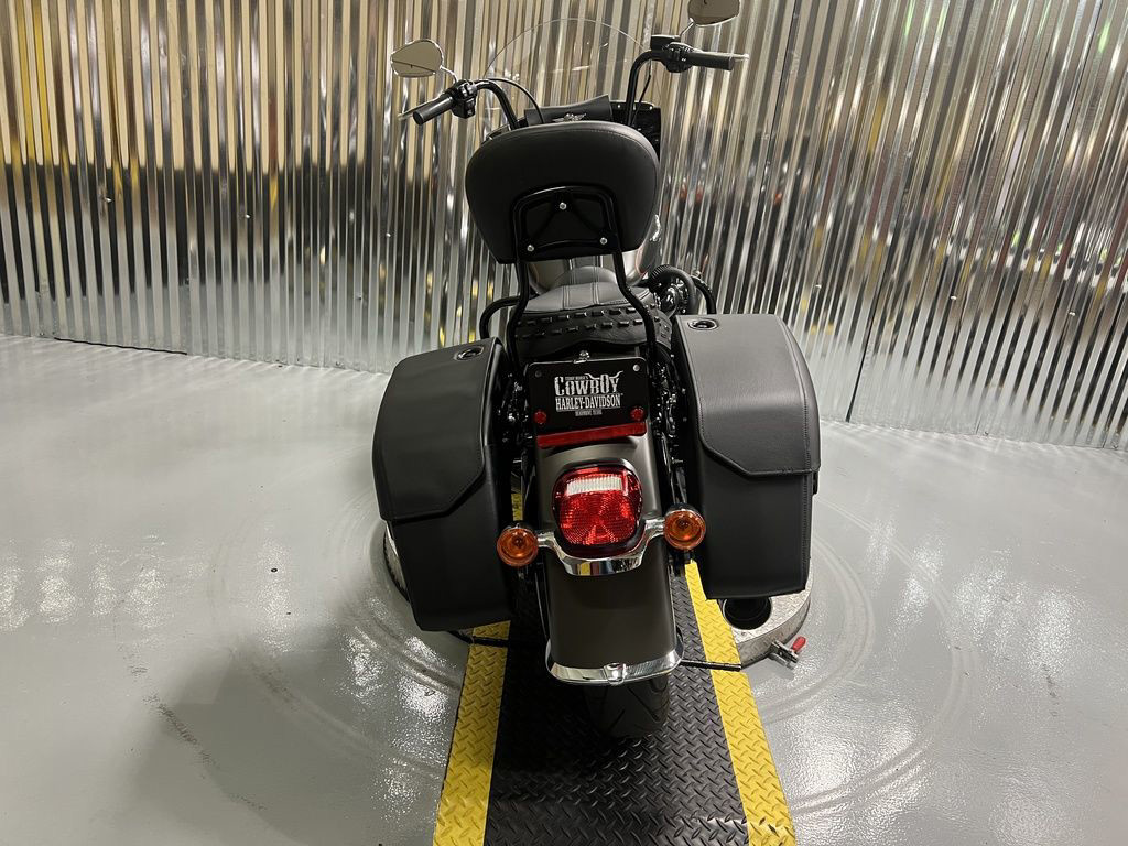 Softail® Heritage Classic 114