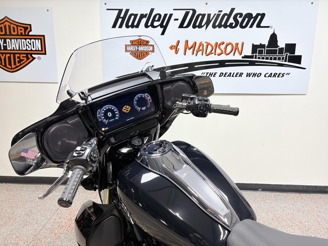 Street Glide® Limited